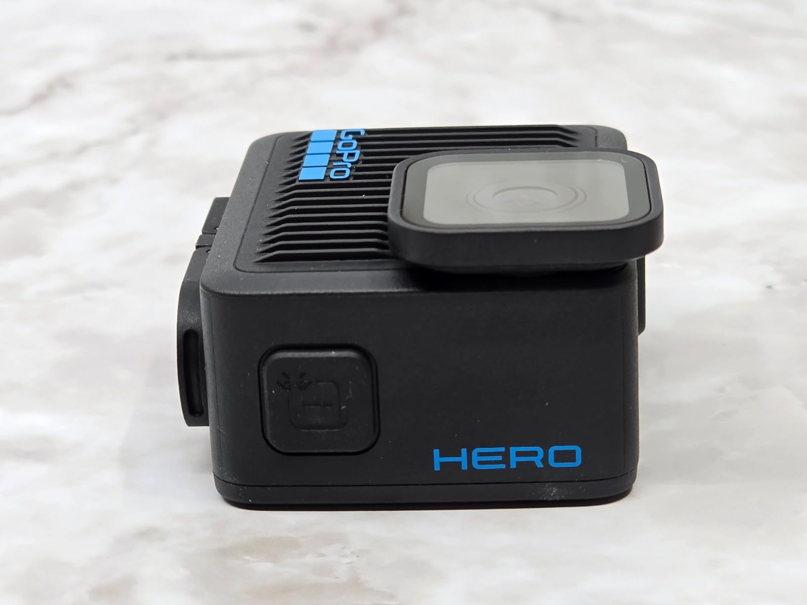 GoPro Hero - Compact Waterproof Action Camera with 4K Ultra HD Video, 12MP Photo, Touch Screen - Customer Photo 2