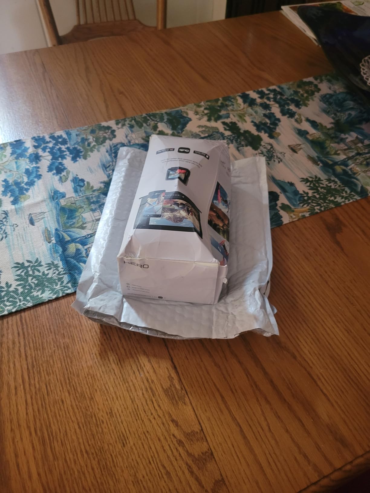 GoPro Hero - Compact Waterproof Action Camera with 4K Ultra HD Video, 12MP Photo, Touch Screen - Customer Photo 3