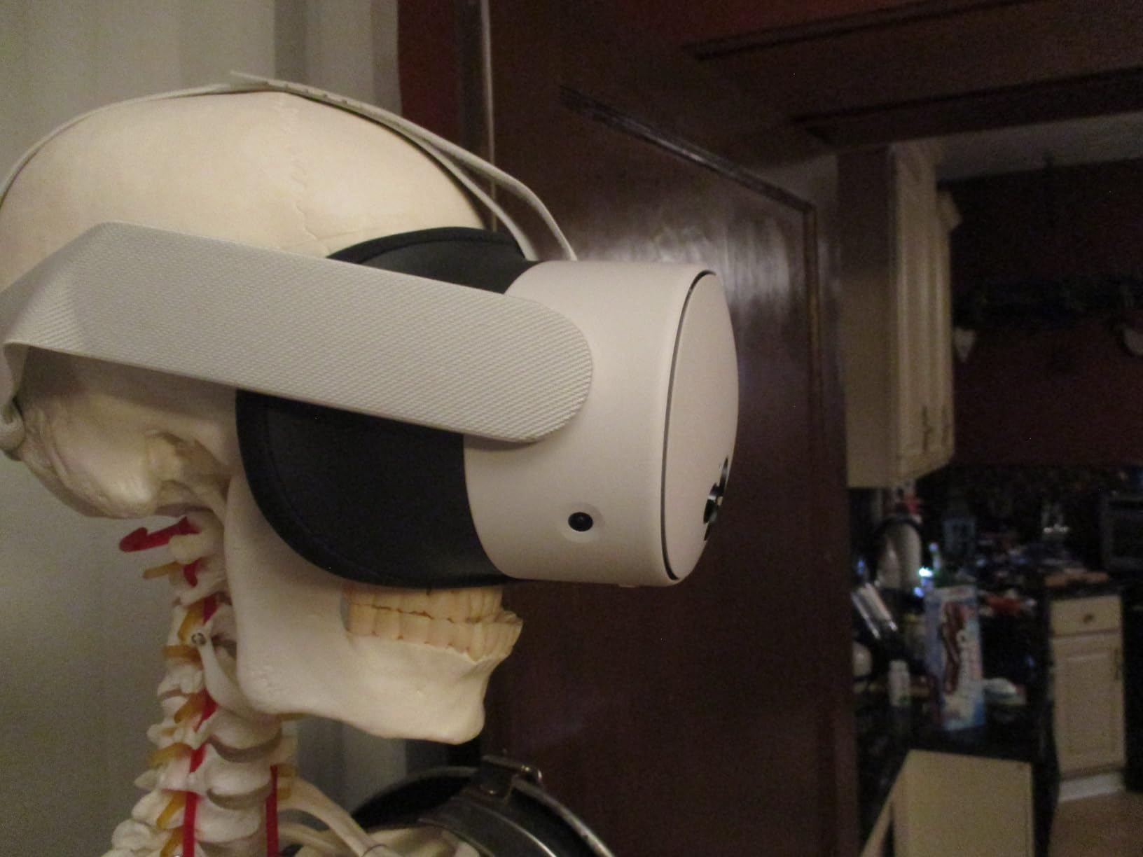 Meta Quest 3S 256GB | VR Headset — Thirty-Three Percent More Memory — 2X Graphical Processing Power — Virtual Reality Without Wires — Access to 40+ Games with a 3-Month Trial of Meta Horizon+ Included - Customer Photo 2