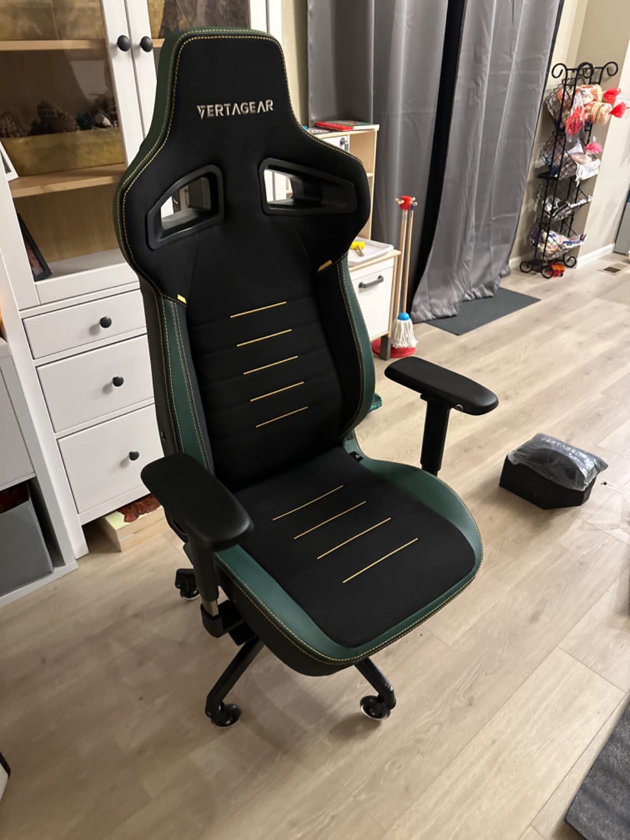 VERTAGEAR PL4800 Ergonomic Big & Tall Gaming Chair Featuring ContourMax Lumbar & VertaAir Seat Systems - RGB LED Kits Upgradeable - Carbon Black Customer Review VERTAGEAR PL4800 Ergonomic Big & Tall Gaming Chair Featuring ContourMax Lumbar & VertaAir Seat Systems - RGB LED Kits Upgradeable - Carbon Black - Customer Photo 4