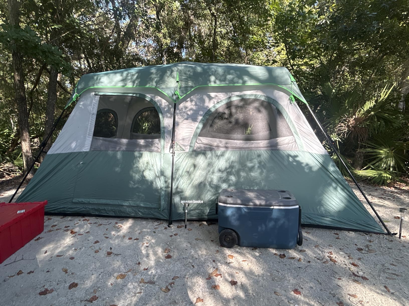 Amazon Basics Instant Camping Tent with Rainfly, Weather-Resistant, Quick Setup - Customer Photo 1