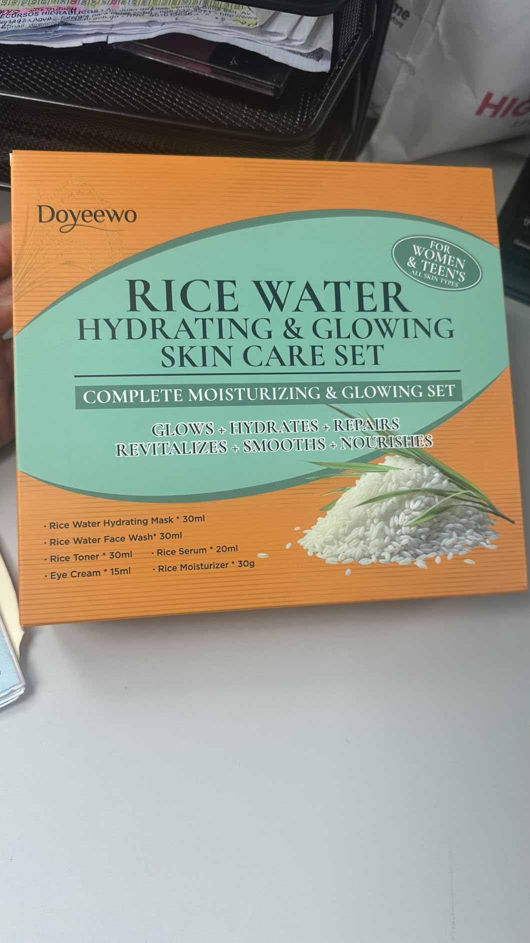 Skin Care Set,6Pcs Women Teen Glass Skincare w/Korean Rice Extract,Hydrate Glow Repair Anti-Aging Facial Routine Kit Gift for Women Mom Wife Teenage Girl Trendy Stuff Christmas Gifts Stocking Stuffers - Customer Photo 2