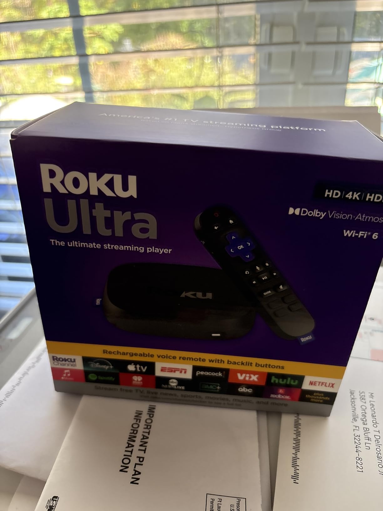 Roku Ultra - Ultimate Streaming Player - 4K Streaming Device for TV with HDR10+, Dolby Vision & Atmos - Bluetooth & Wi-Fi 6- Rechargeable Voice Remote Pro with Backlit Buttons - Free & Live TV - Customer Photo 5
