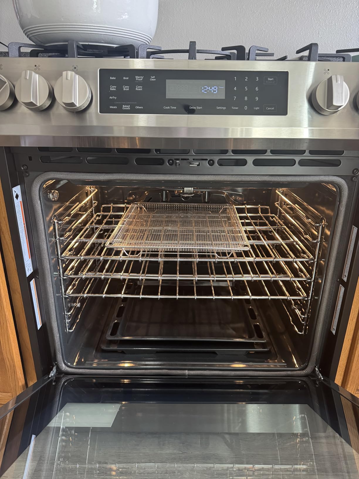 Kenmore 2276853 5.6 cu. ft. Front Control Gas Range Oven with 5 Cooktop Burners True Convection, Air Fry, Turbo Boil, Self Clean, Dishwasher Safe Grates, Three Chrome Racks, LP Kit, Stainless Steel Customer Review Kenmore 2276853 5.6 cu. ft. Front Control Gas Range Oven with 5 Cooktop Burners True Convection, Air Fry, Turbo Boil, Self Clean, Dishwasher Safe Grates, Three Chrome Racks, LP Kit, Stainless Steel - Customer Photo 3