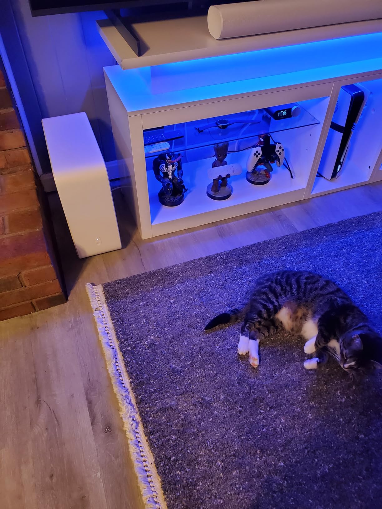 Sub 4 - Wireless Subwoofer - Black Customer Review Sub 4 - Wireless Subwoofer - Black - Customer Photo 1