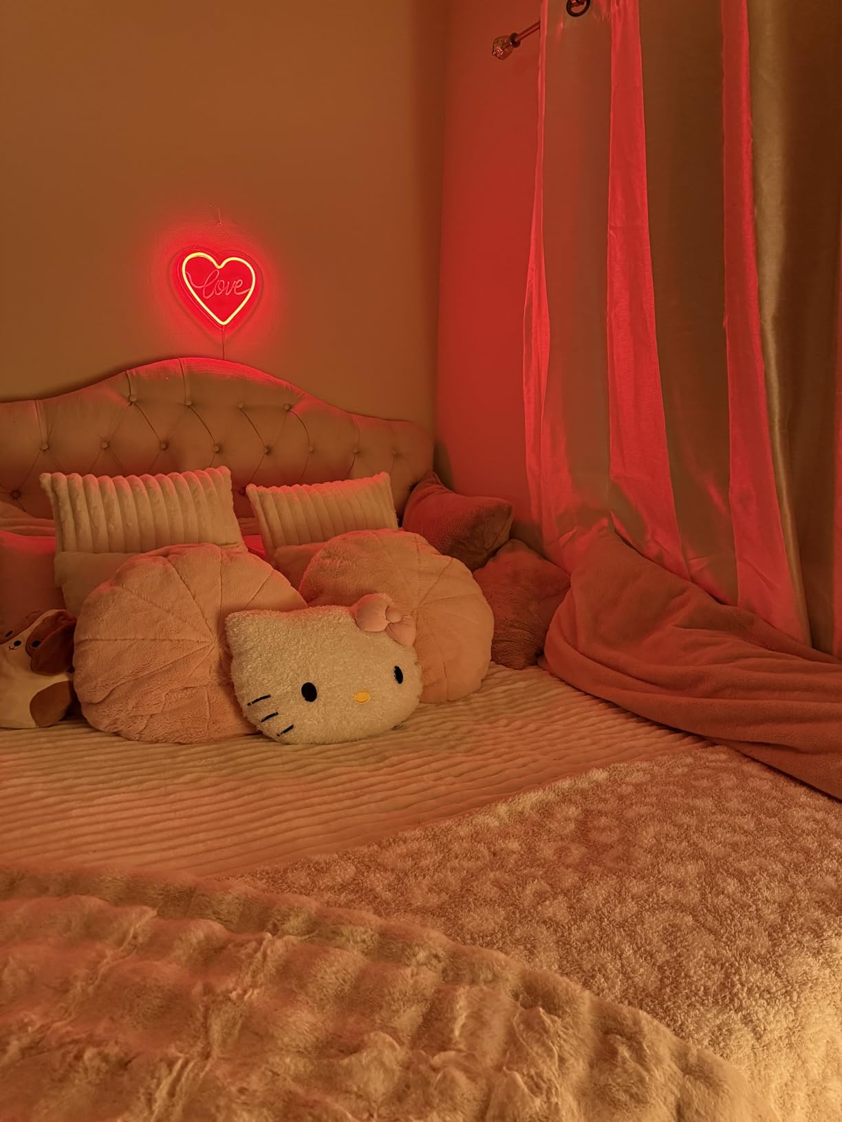 CozyLux Fluffy Queen Comforter Set - Super Soft Faux Fur Black Comforter Queen Size, Winter Warm Fleece Bedding Set, 3 Pieces Plush Fuzzy Bed Set (1 Shaggy Comforter, 2 Pillowcases) - Customer Photo 1