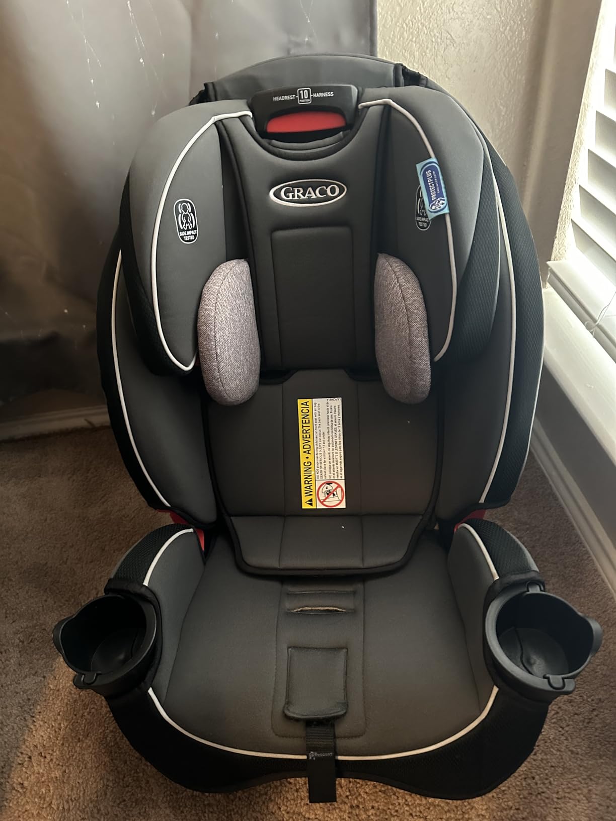 Graco Slimfit 3-in-1 Convertible Car Seat, Ultra-Space-Saving Design, Jarret, Suitable for Rear and Forward-Facing, Highback Booster Seat with 10-Position Headrest - Customer Photo 2