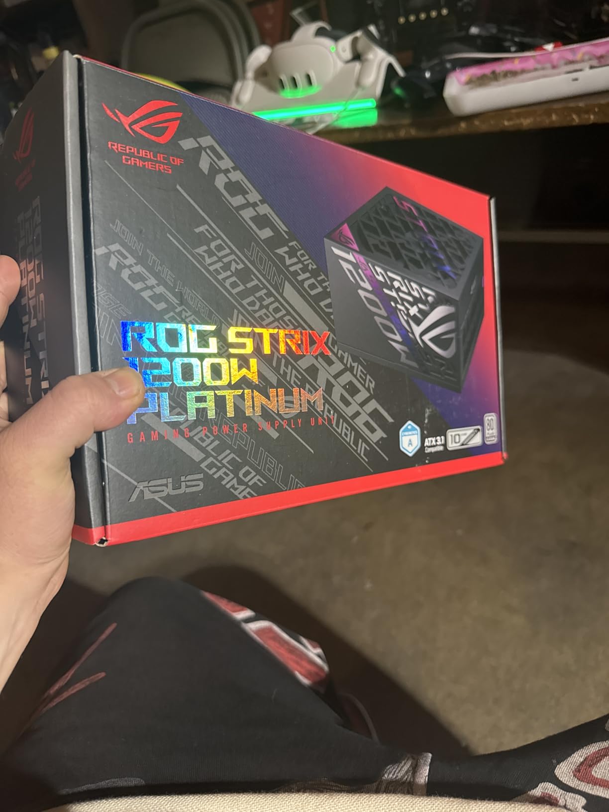 ASUS ROG Strix 1000W Platinum (Fully Modular Power Supply, 80 Plus Platinum Certified, ATX 3.1, Cybenetics Lambda A+, GaN MOSFET, GPU-First Intelligent Voltage Stabilizer, 10-Year Warranty) - Customer Photo 2