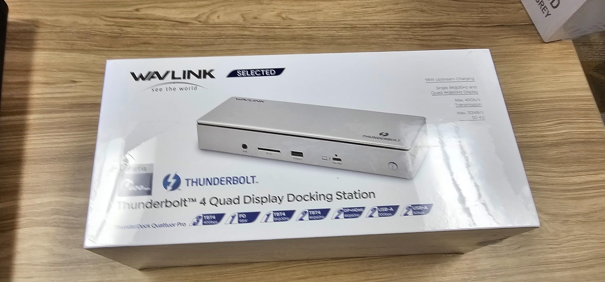 WAVLINK Thunderbolt 4 Dock with 100W Charging, Displaylink Docking Station Quad 4K@60Hz Monitors,3 Thunderbolt 4 Ports, 2.5G Ethernet, USB C Docking Station for Mac and PC,Displaylink Driver Required - Customer Photo 2