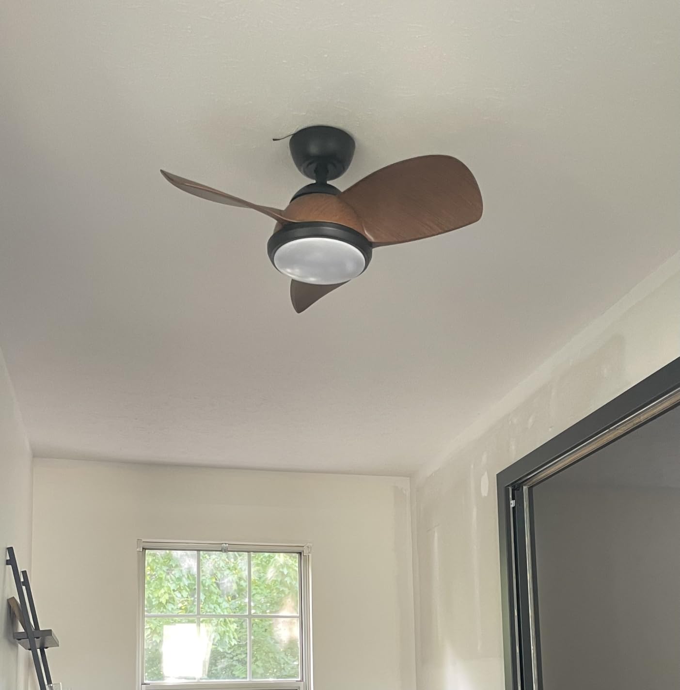 Ceiling Fans with Lights 52 inch Farmhouse Rustic Ceiling Fan with Chandelier Light for Bedroom, Flush Mount Outdoor Ceiling Fans for Patios, Pull Chain, Reverse Airflow, 3 Speed (Polished Nickel) Customer Review Ceiling Fans with Lights 52 inch Farmhouse Rustic Ceiling Fan with Chandelier Light for Bedroom, Flush Mount Outdoor Ceiling Fans for Patios, Pull Chain, Reverse Airflow, 3 Speed (Polished Nickel) - Customer Photo 1