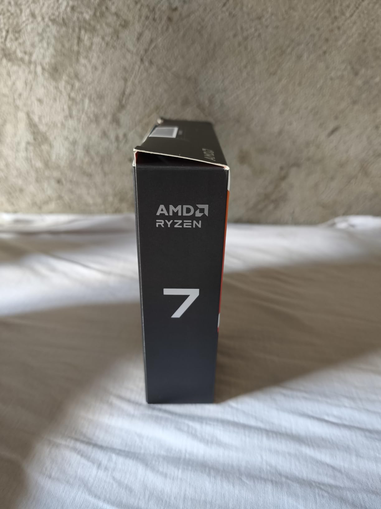AMD RYZEN 7 9800X3D 8-Core, 16-Thread Desktop Processor - Customer Photo 2