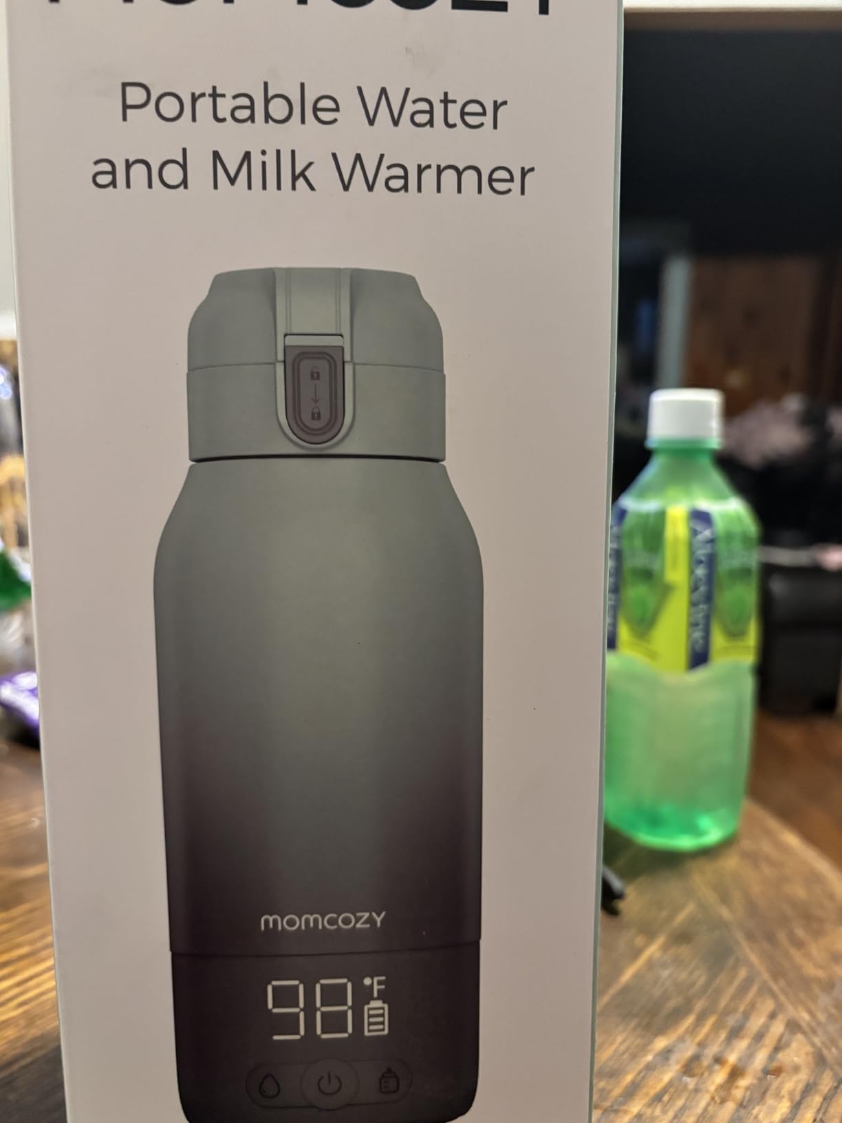 Momcozy Portable Milk Warmer for Travel – Dual Heating Modes for Breast Milk & Water, Portable Bottle Warmer with Fast Heating & Long Battery Life, 17 Ounces Large Capacity to Meet Your All-Day Needs - Customer Photo 3