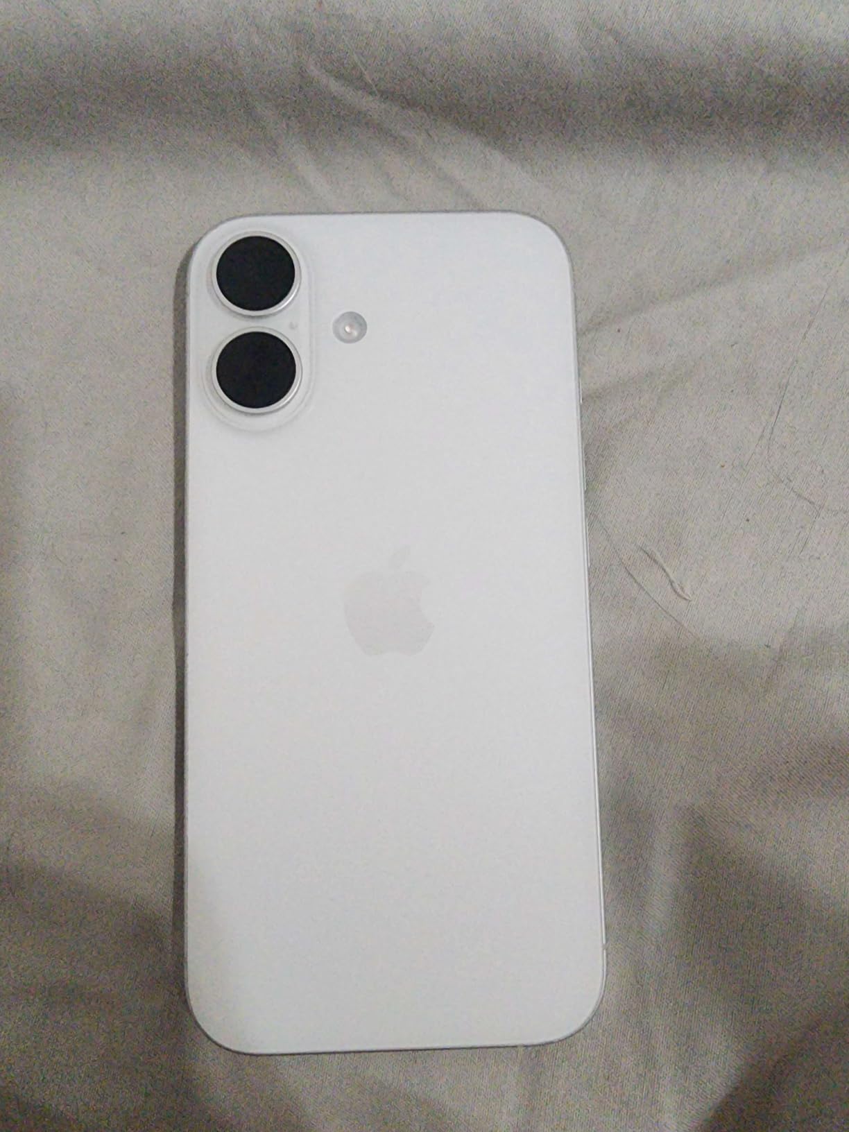 Apple iPhone 16, US Version, 128GB, Black for T-Mobile (Renewed) - Customer Photo 2