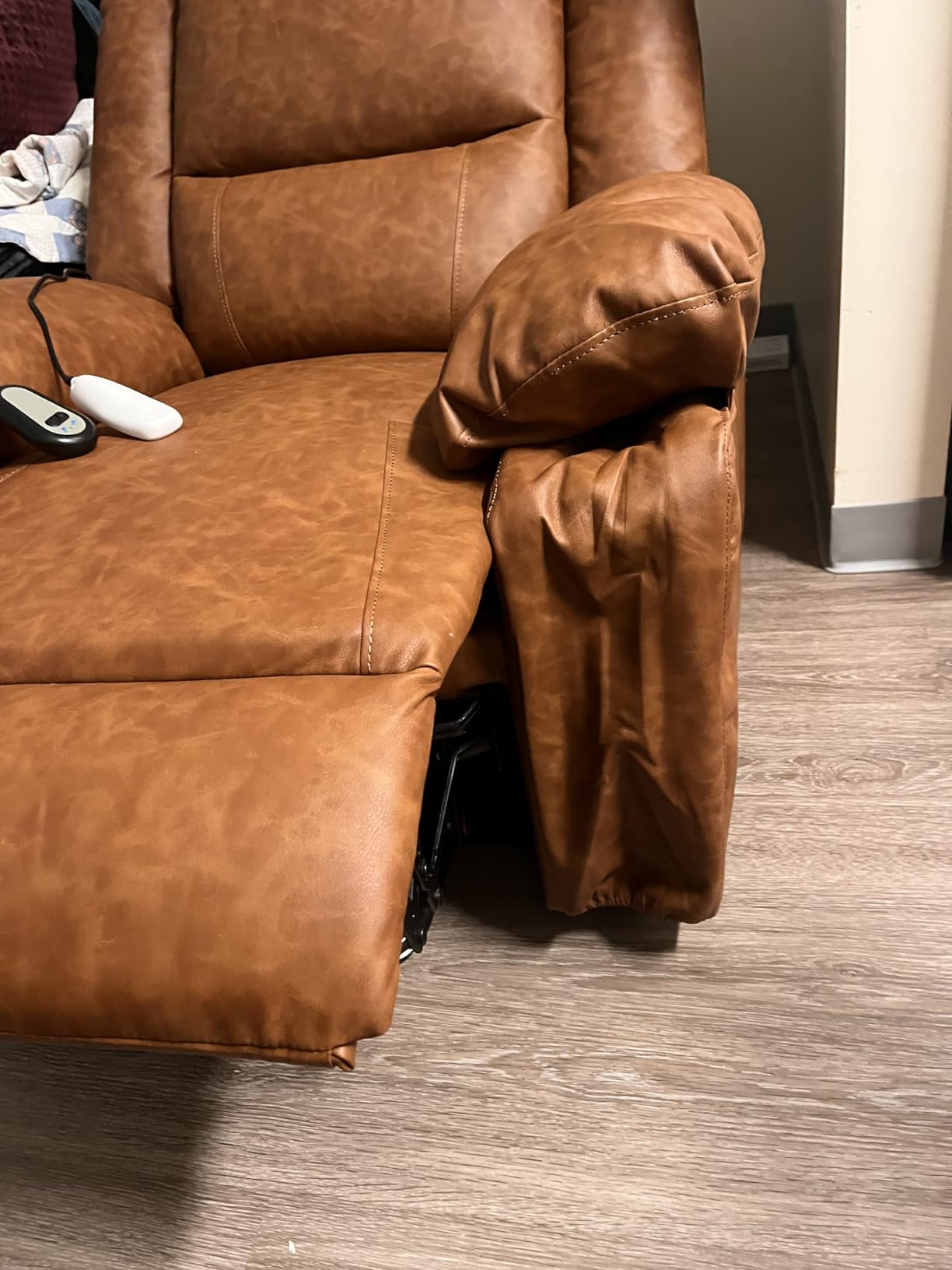 GarveeHome Power Lift Recliner Chair - Heat and Massage, Adjustable Back and Legs, Pu Leather Electric Lift Chair Designed for The Elderly and People with Mobility Impaired, 22