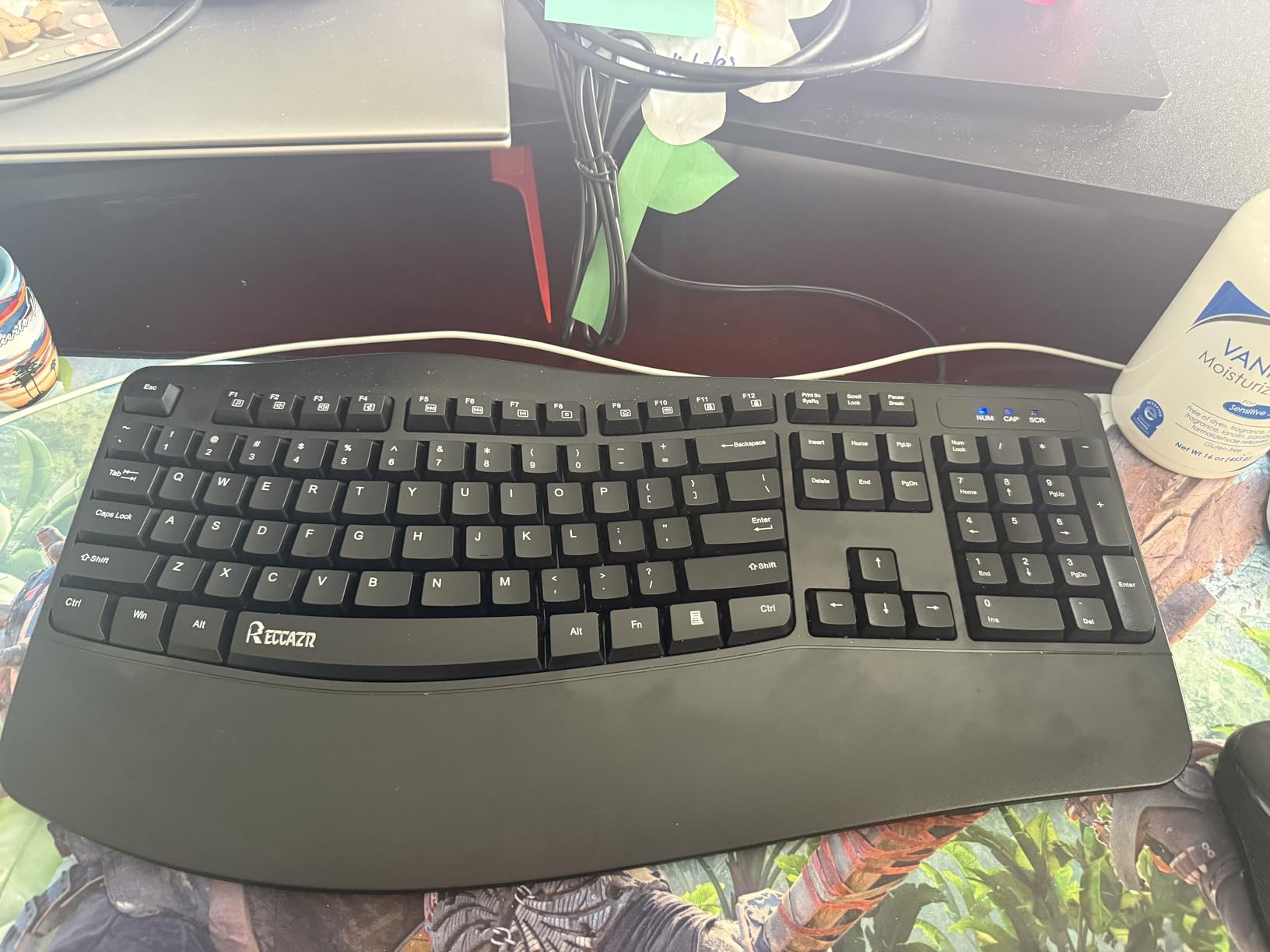 RECCAZR Ergonomic Keyboard, Wired Computer USB Keyboard with Wrist Rest, Spill-Resistant, Wave Keys for Natural Typing, Compatible with Windows/PC/Laptop(Black) - Customer Photo 5