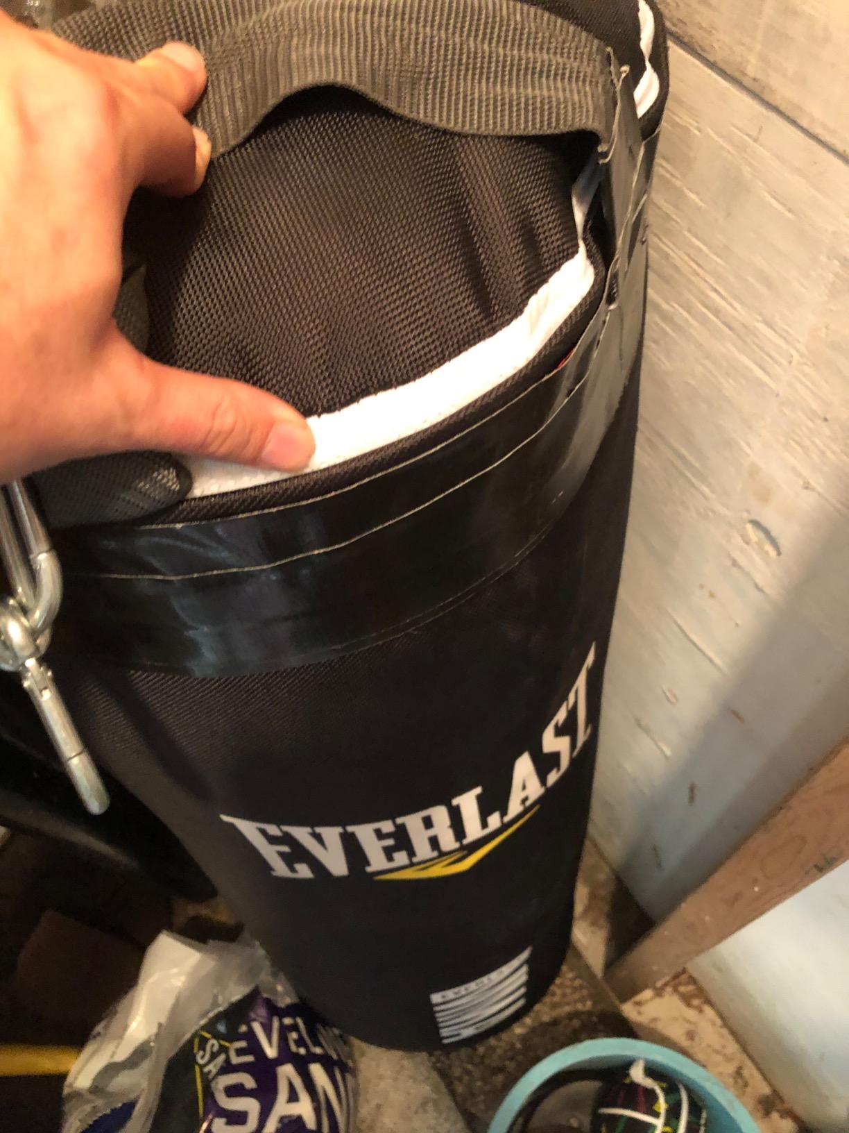 Everlast 70-Pound MMA Poly Canvas Heavy Bag - Customer Photo 2