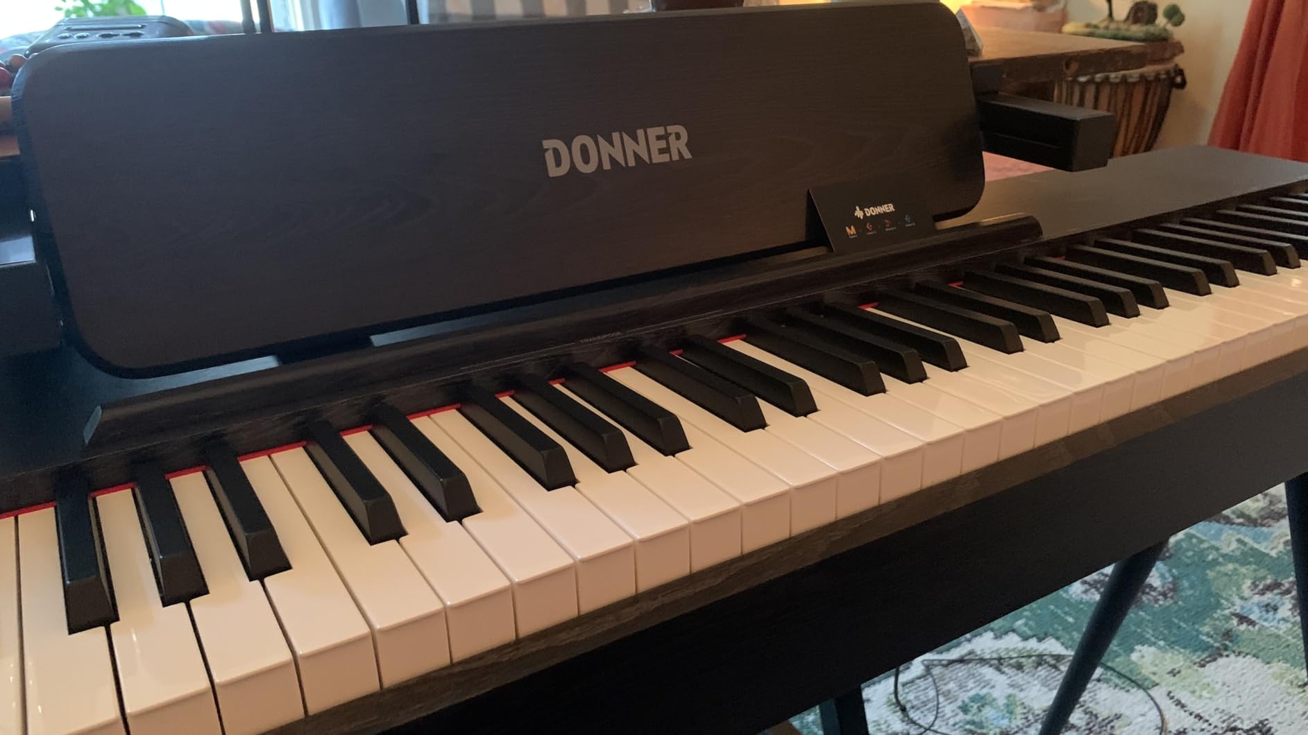Donner OURA S100 Digital Piano with 88 Key Graded Hammer Weighted Keyboard for Beginner, Full Size Electric Piano Keyboard with Bluetooth, 3 Original Demos, LOCAL OFF, 2×10 W, Piano Three Pedal, Black - Customer Photo 1
