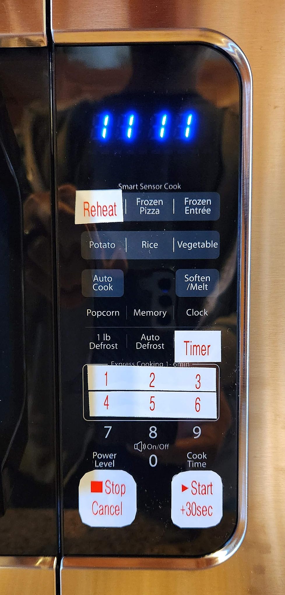 TOSHIBA ML-EM09PA(BS) Small Microwave Oven with 6 Auto Menus, Mute Function & Child Lock, LED Lighting, Perfect for Apartment, 0.9 Cu Ft, 10.6 Inch Removable Turntable, 900W, Black Stainless Steel - Customer Photo 2
