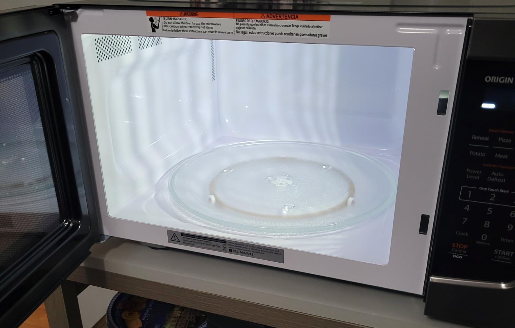 TOSHIBA Air Fryer Combo 8-in-1 Countertop Microwave Oven, with Convection, Broil, Odor Removal Mode, 12.4