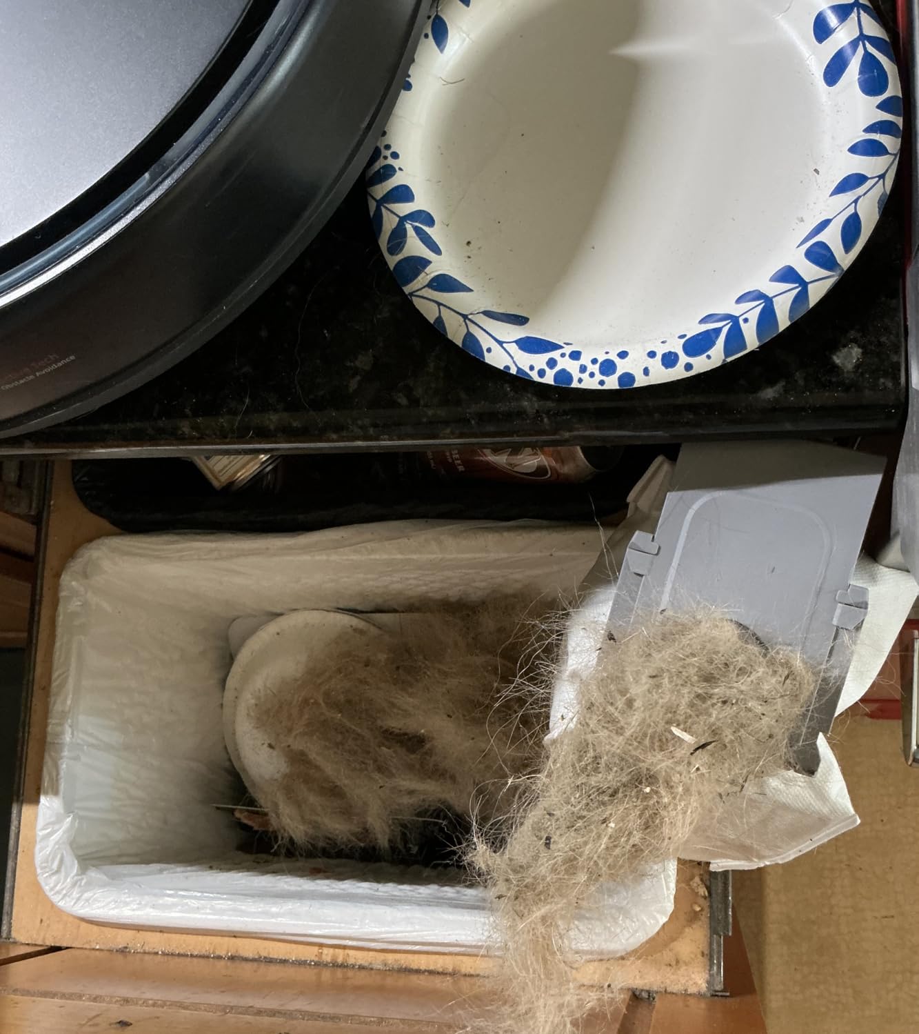 roborock Qrevo Series Robot Vacuum and Mop, 8000Pa Suction, Upgraded from Qrevo S, Anti-Tangle Brushes, Smart Obstacle Avoidance, Auto Mop Washing, All-in-One Dock, 200RPM Spinning Mops, Black(QV 35A) - Customer Photo 1