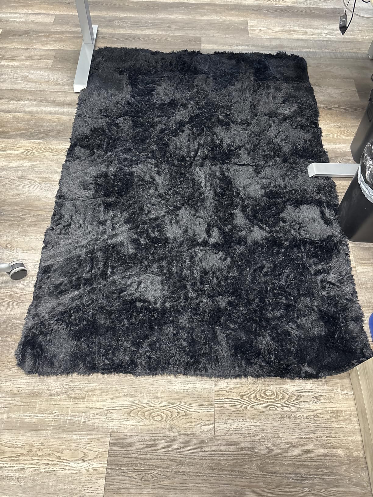 5x7 Black Area Rugs for Living Room, Large Fluffy Shag Bedroom Rugs Non-Slip, Ultra Soft Plush Carpet for Nursery Kids PlayRoom Dorm Office Indoor Modern Carpets Customer Review 5x7 Black Area Rugs for Living Room, Large Fluffy Shag Bedroom Rugs Non-Slip, Ultra Soft Plush Carpet for Nursery Kids PlayRoom Dorm Office Indoor Modern Carpets - Customer Photo 1