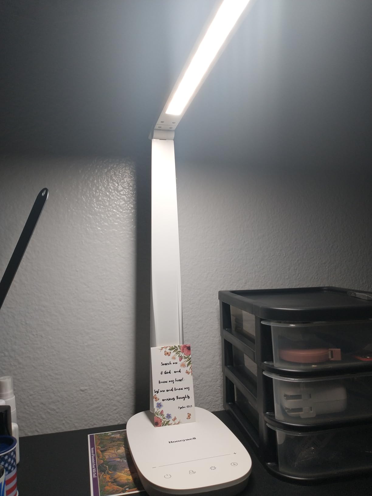 Honeywell LED Desk Lamp for Home Office, Eye-Caring Light with 4 Color Modes & Touch Control, USB A+C Charging Ports, Adjustable Rotating Head with Timer for Reading, Bedroom & Small Desks - Customer Photo 1