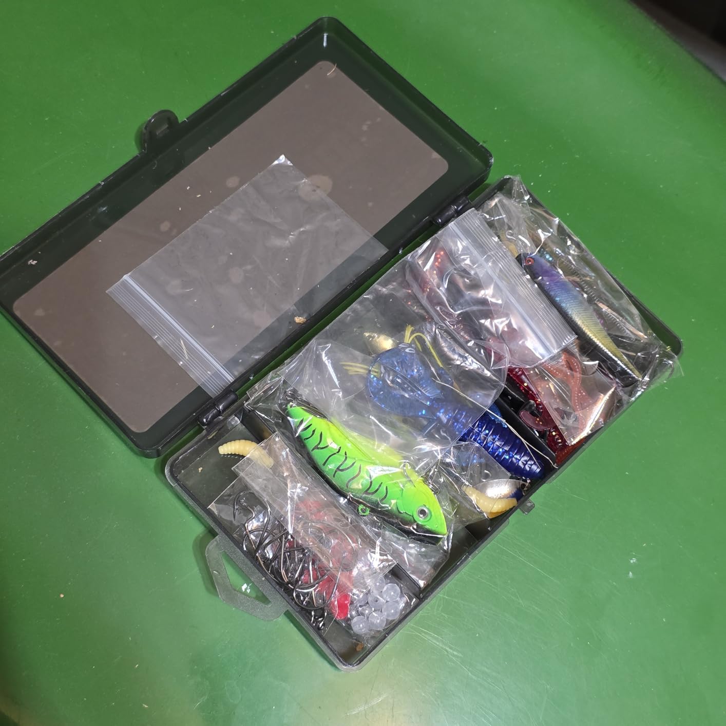 Fishing Lures - 2025 New Tackle Box with Tackle Included, Fishing Kit with VIBs, Frogs, Minnows, Soft Baits, Hooks & Weights Accessories, Freshwater Lure Kit for Bass Walleye Trout - Customer Photo 1