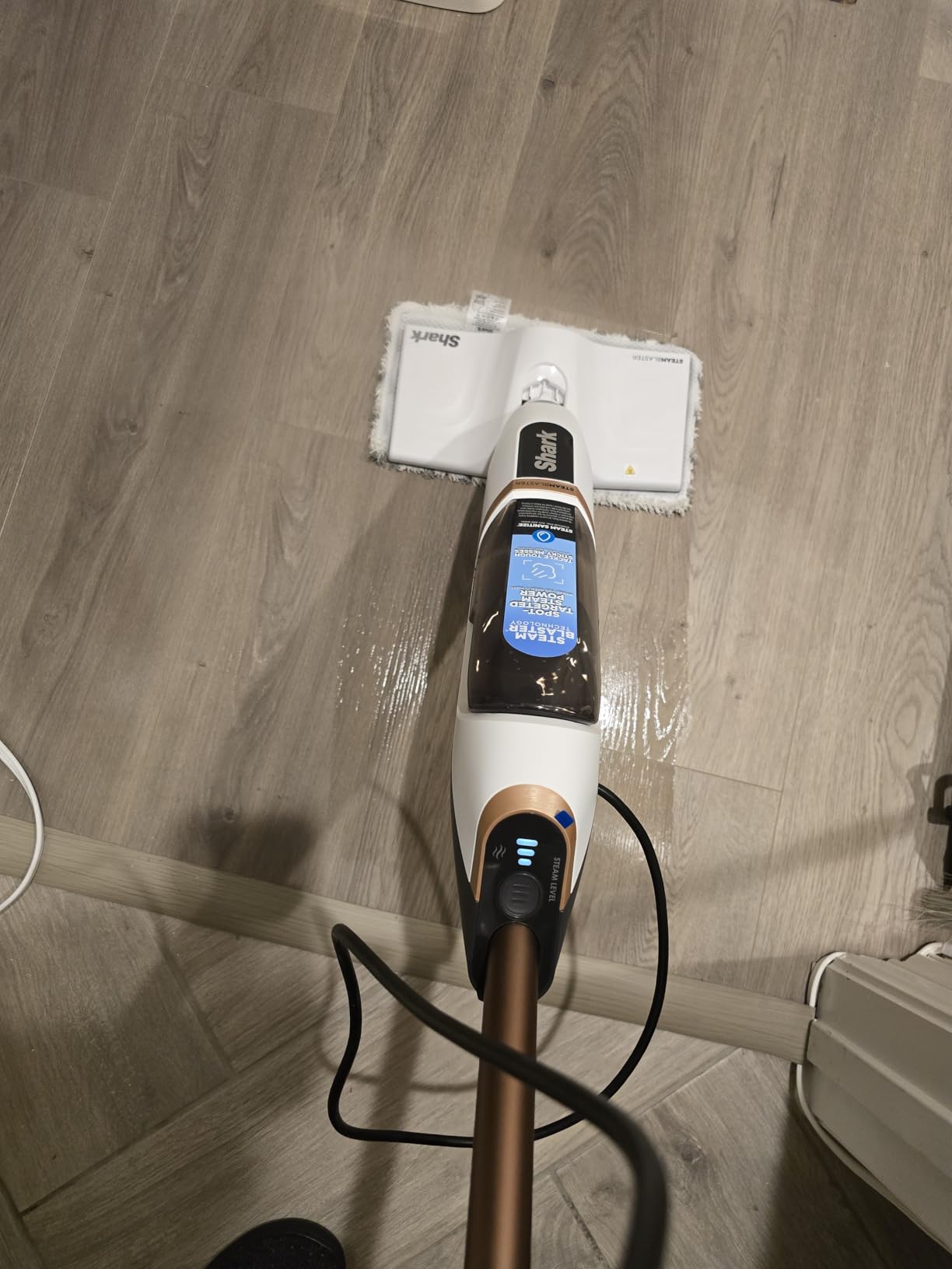 Shark SteamSpot Steam Mop with Steam Blaster Technology, 3 Steam Modes, 2 Washable Pads, XL Removable Water Tank, Lightweight, Steam Cleaner for sealed Hard Floors, Hardwood, Tile, Laminate, S2001 - Customer Photo 2