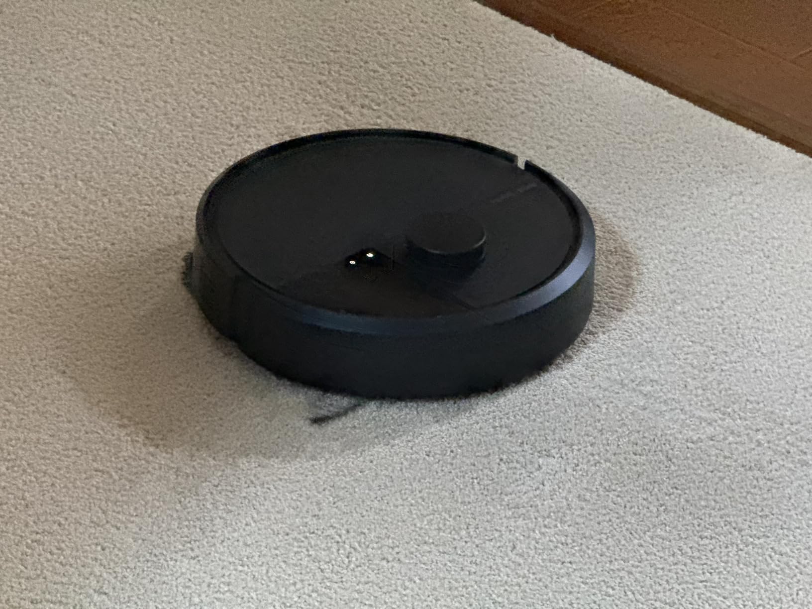 iRobot Roomba Plus 405 (G185) Combo Robot Vacuum & Mop with AutoWash Dock - Spinning Mop Pads, Self-Empties, Pad Washing & Drying, Self-Cleaning, Pad-Lift, LiDAR Navigation - Customer Photo 2
