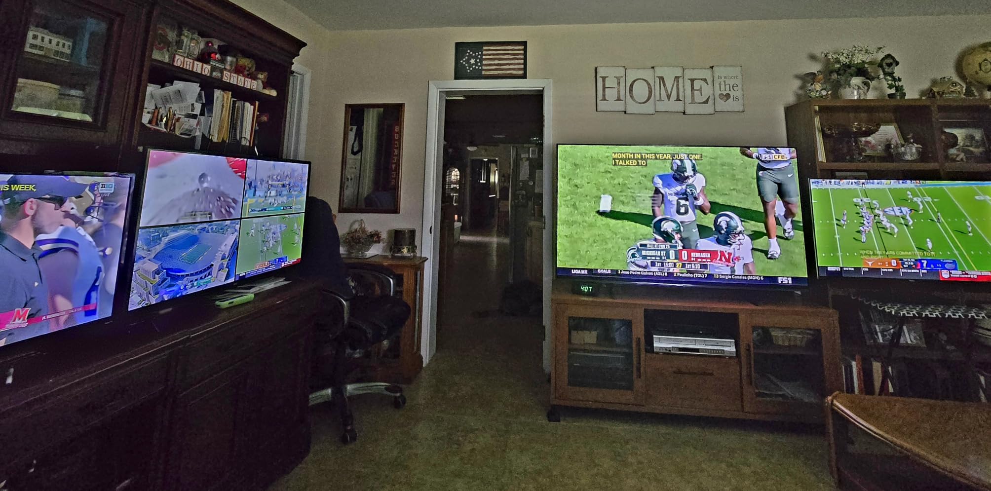 Roku Smart TV 2025 – 50-Inch Select Series, 4K HDR TV – RokuTV with Enhanced Voice Remote – Flat Screen LED Television with Wi-Fi for Streaming Live Local News, Sports, Family Entertainment - Customer Photo 2