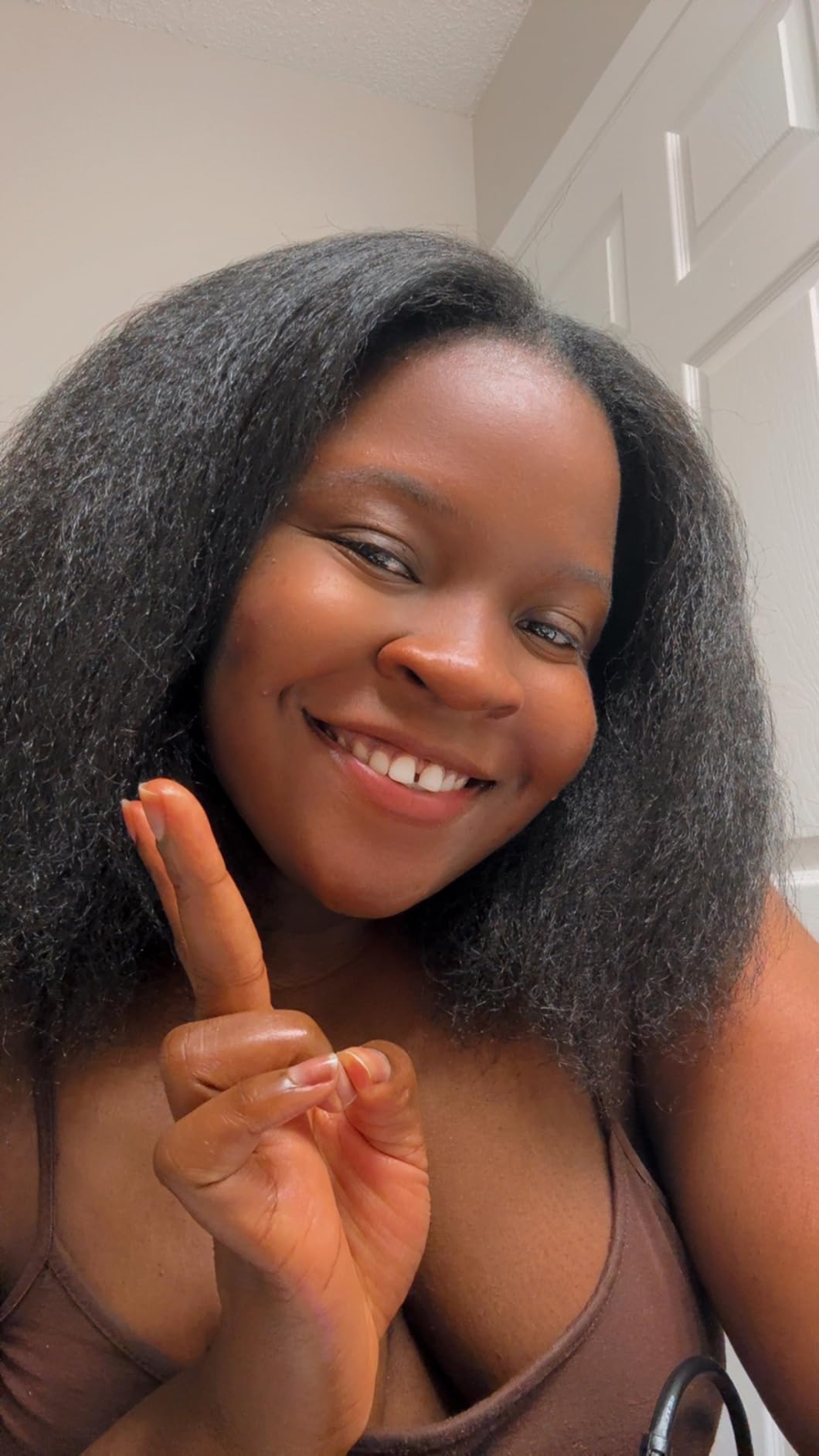 Conair Double Ceramic Flat Iron, 1-Inch Flat Iron Hair Straightener with Claw Clip, 5 Heat Settings, Extra-Long Floating Plates, White - Customer Photo 2