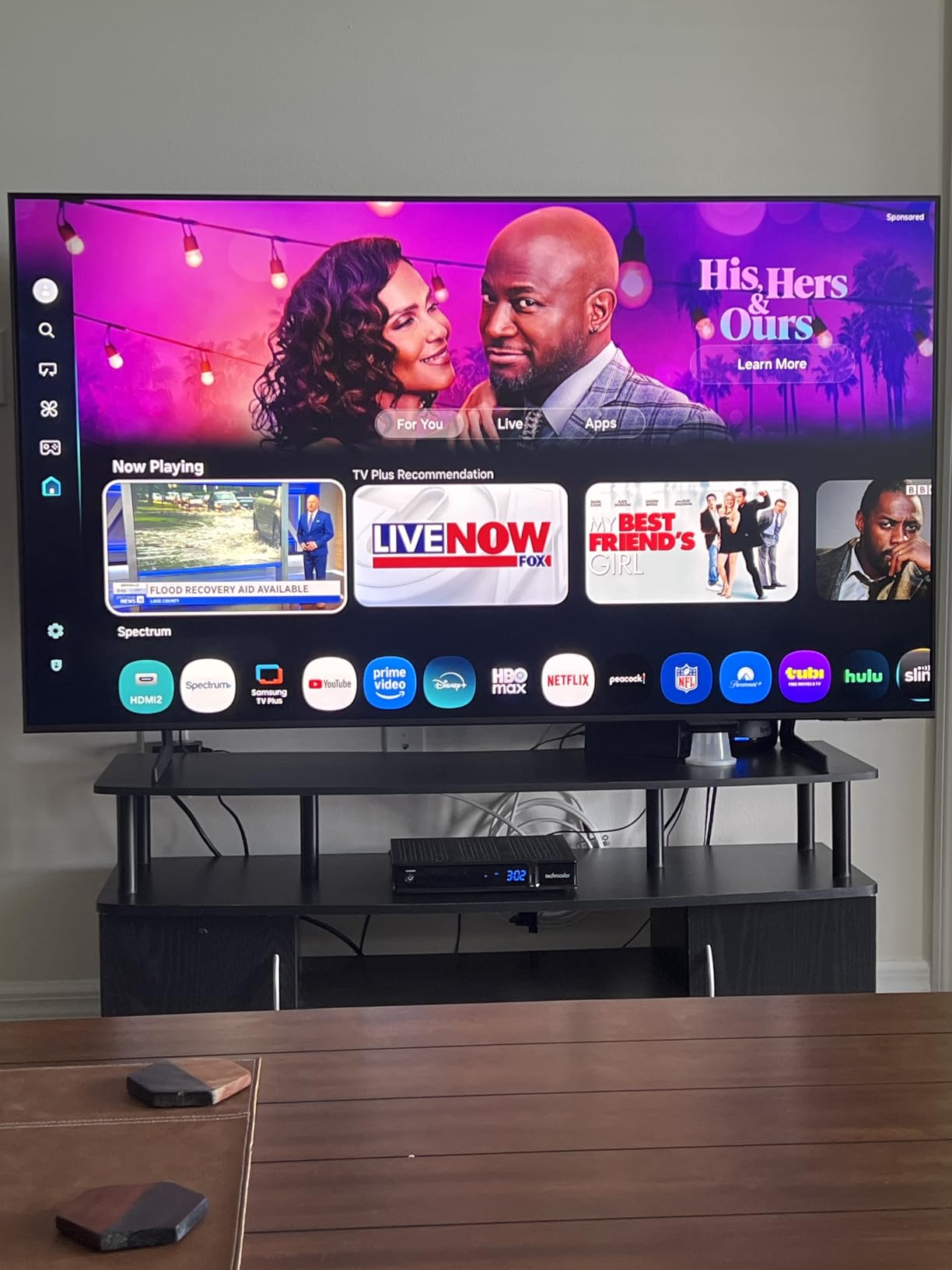 Samsung 32-Inch Class QLED Q8F 4K UHD Smart TV (2025 Model) Q4 AI Processor, 100% Color Volume with Quantum Dot, AirSlim Design, Endless Free Content, Samsung Vision AI, Alexa Built-in customer photo 2