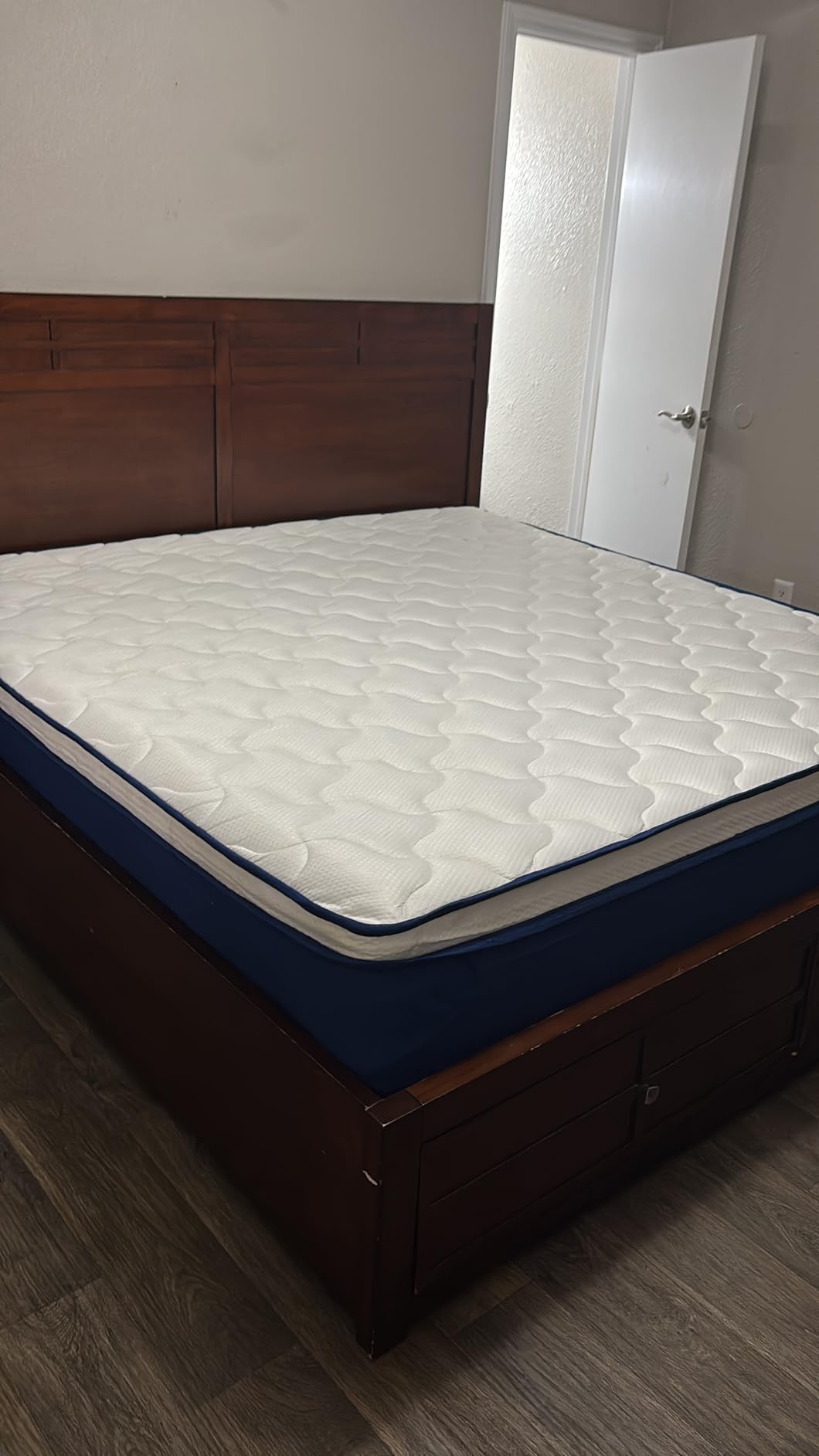 12 Inch Hybrid Queen Mattress in a Box - Gel Memory Foam & Pocket Springs for Back Pain Relief, Soft & Plush Fiberglass-Free Bed, CertiPUR-US Certified, 60x80 Inches - Customer Photo 2