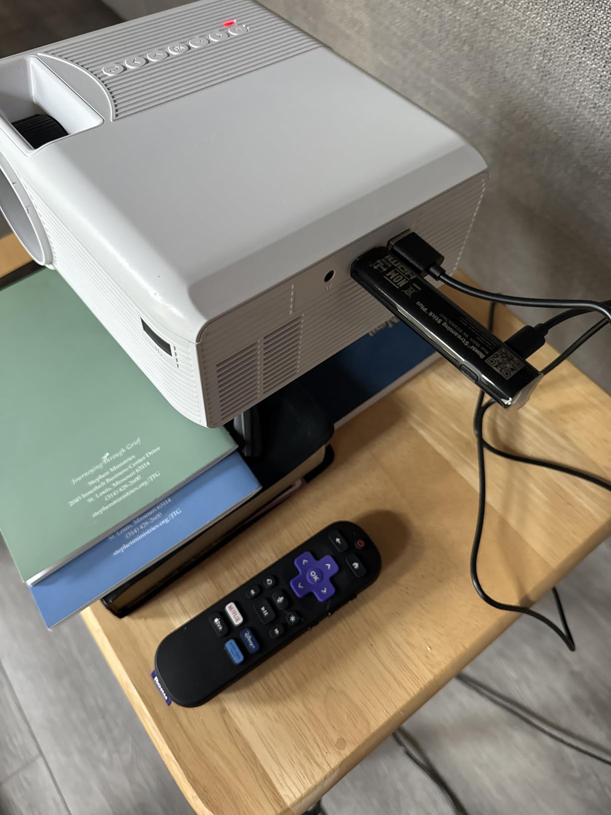 Roku Streaming Stick Plus 2025 - 4K & HDR Roku Streaming Device for TV with Voice Remote - Free & Live TV - Customer Photo 2