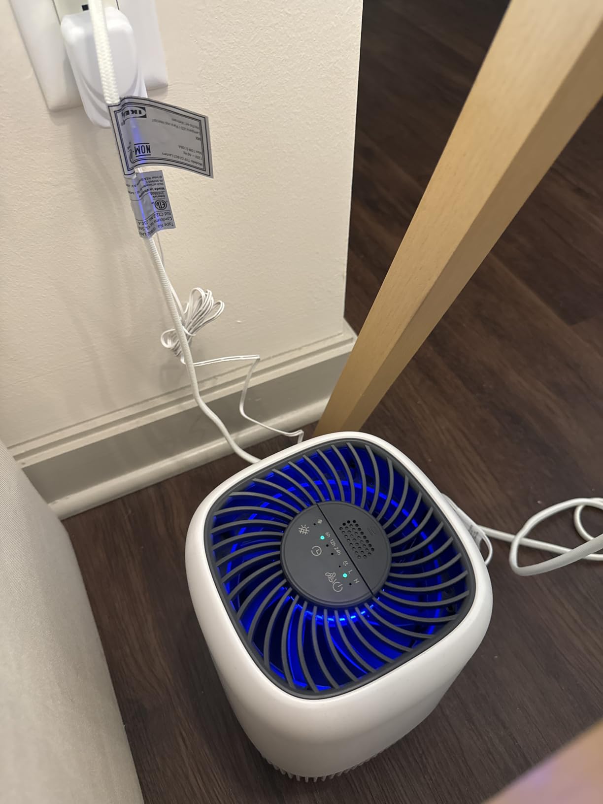 Air Purifiers for Home with H13 True HEPA Filter Up to 1076 Ft² for Pet Hair, Odors, Pollen, Smoke, Compact Air Cleaner with 3 Speeds, Timer, Aroma Quiet 360°Intake Filter, White - Customer Photo 1