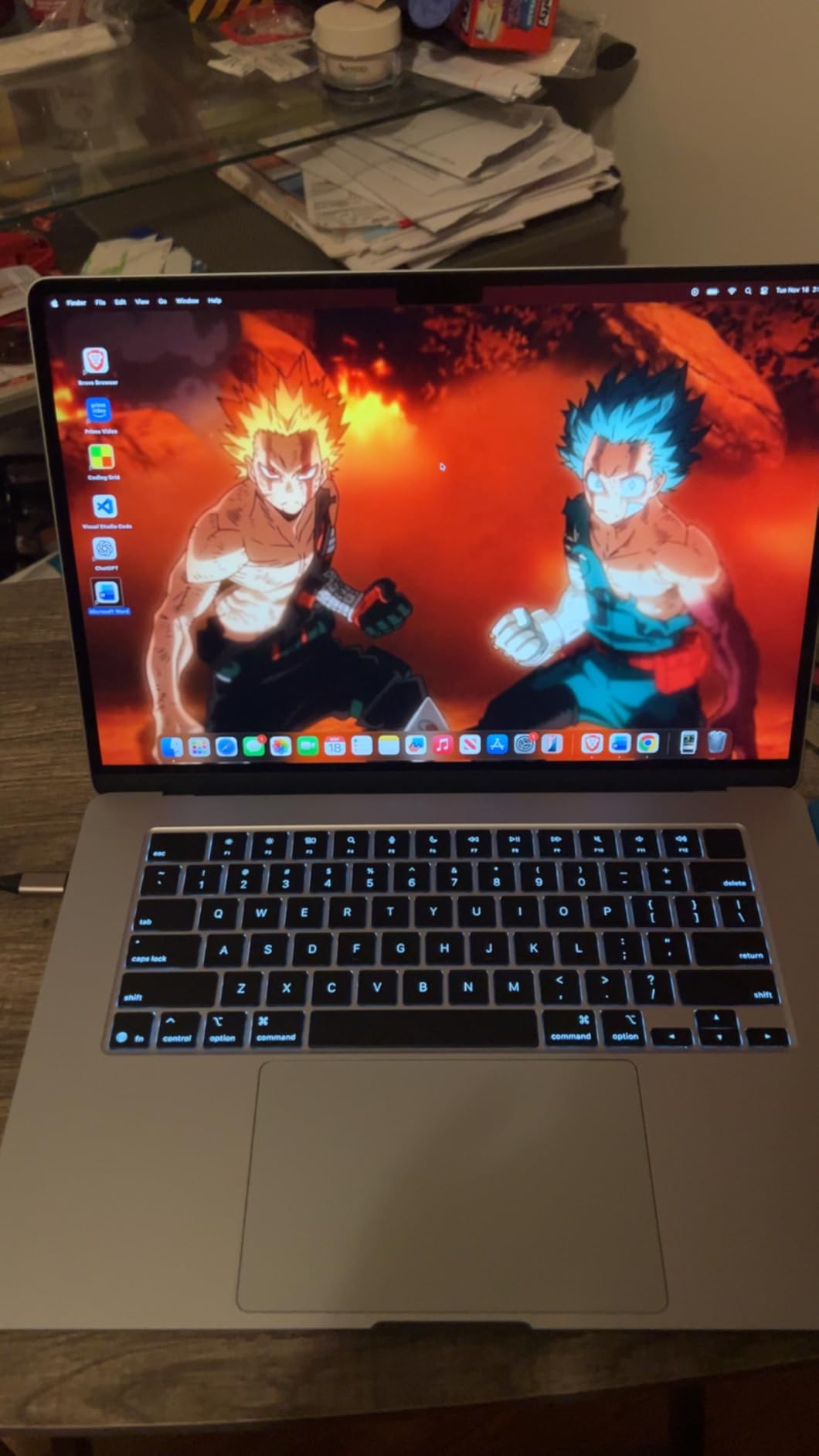 Apple 2025 MacBook Air 15-inch Laptop with M4 chip: Built for Apple Intelligence, 15.3-inch Liquid Retina Display, 16GB Unified Memory, 256GB SSD Storage, 12MP Center Stage Camera, Touch ID; Midnight - Customer Photo 1