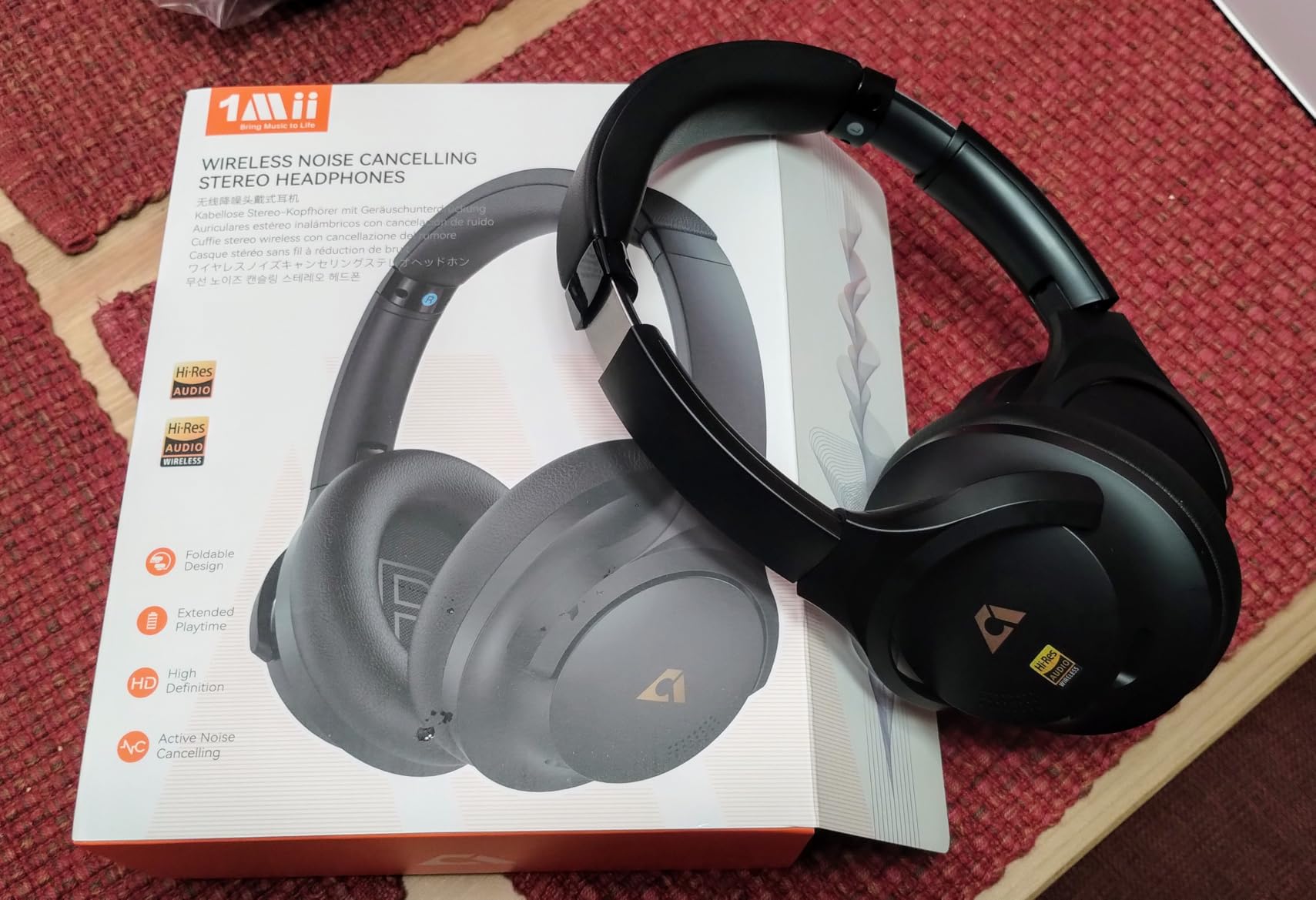 1Mii Y8+ Noise Cancelling Headphones Bluetooth, Wireless LDAC Hi-Res Audio, Custom EQ via App, 75H Playtime, Comfort Fit, Over Ear Headphones Foldable for Airplane Travel Home Office Black Customer Review 1Mii Y8+ Noise Cancelling Headphones Bluetooth, Wireless LDAC Hi-Res Audio, Custom EQ via App, 75H Playtime, Comfort Fit, Over Ear Headphones Foldable for Airplane Travel Home Office Black - Customer Photo 2