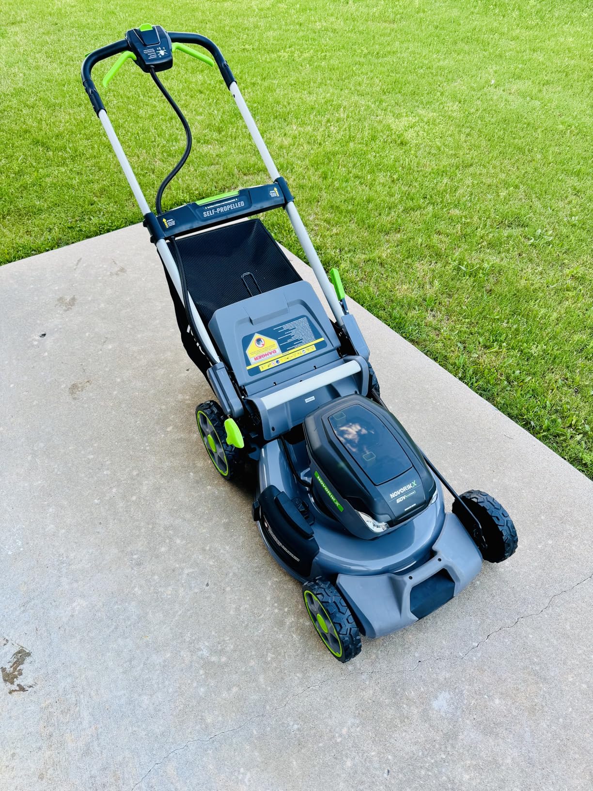 NovorikX 60V Self-Propelled Lawn Mower 21-Inch, Brushless Cordless Mower for Large Yards, Electric with LED Headlight, 5.0Ah Battery & Rapid Charger - Customer Photo 1