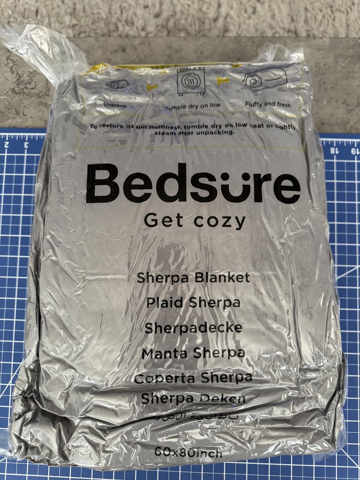 Bedsure Bubble Sherpa Throw Blanket for Couch - Fuzzy Fleece Thick Warm Christmas Blanket for Winter, GentleSoft Cozy Plush Throw Gift for Women, Room Decor, Ivory, 50x60 Inches - Customer Photo 2