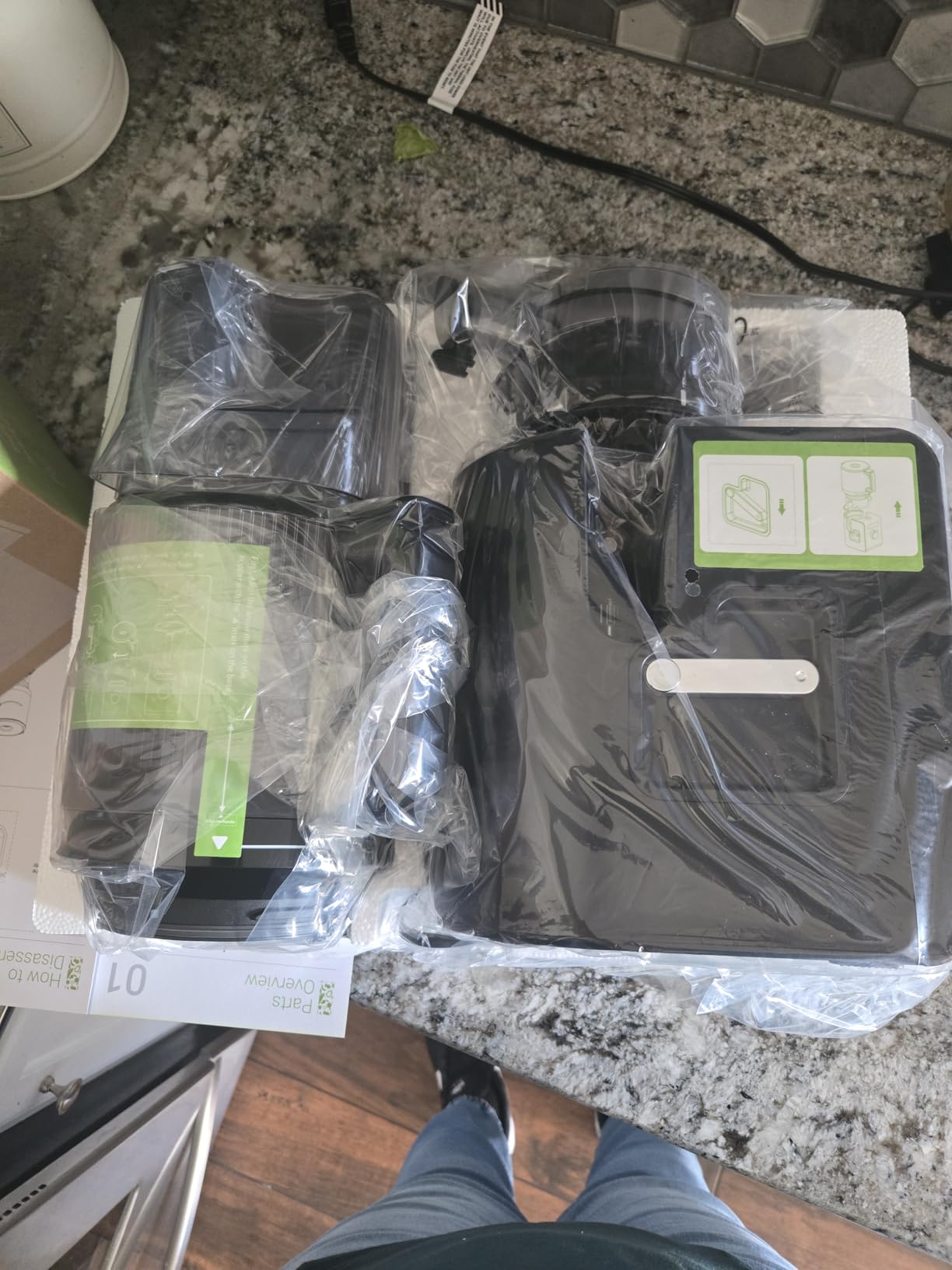 Cold Press Juicer Machines 6.5'' Large Feed Chute for Whole Fruits & Vegetables, High Juice Yield, Easy to Clean customer photo 1