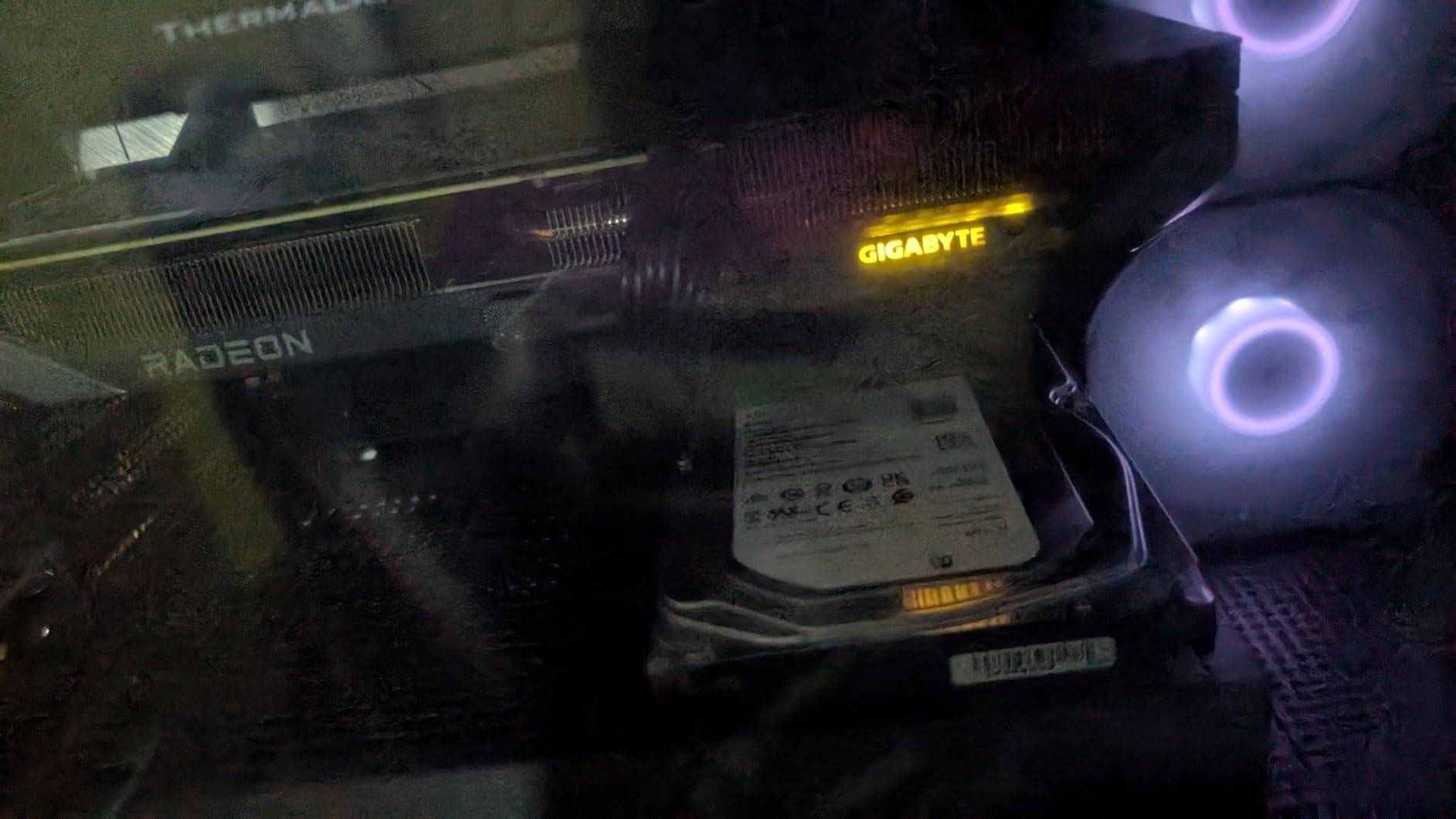 GIGABYTE Radeon RX 9060 XT Gaming OC 16G Graphics Card, PCIe 5.0, 16GB GDDR6, GV-R9060XTGAMING OC-16GD Video Card Customer Review GIGABYTE Radeon RX 9060 XT Gaming OC 16G Graphics Card, PCIe 5.0, 16GB GDDR6, GV-R9060XTGAMING OC-16GD Video Card - Customer Photo 2