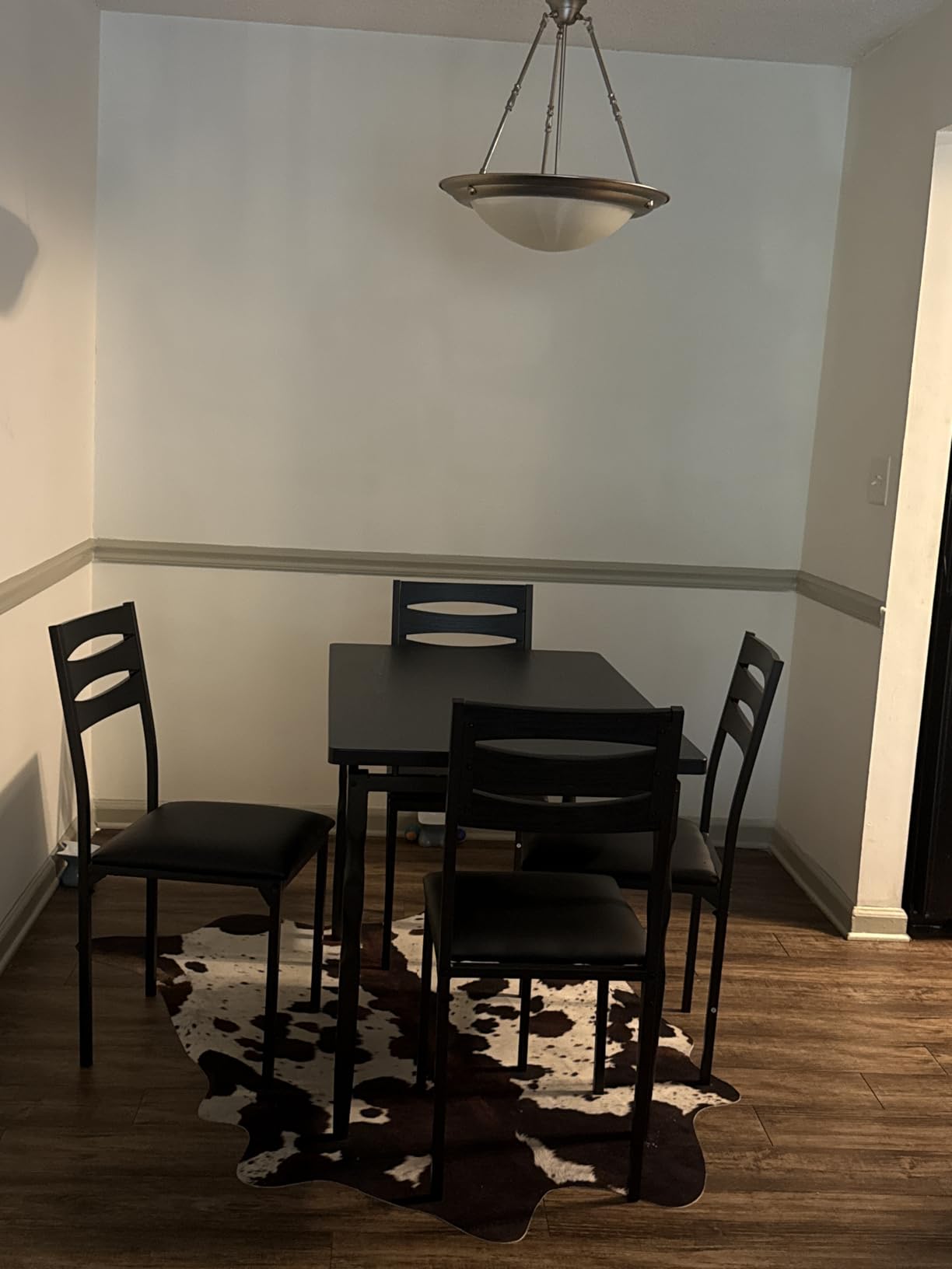 GarveeHome 5 Piece Dining Table Set, Industrial Style Dining Table and Chairs Set for 4, Kitchen Table Set for Dining Room Kitchen Apartment, Black - Customer Photo 1