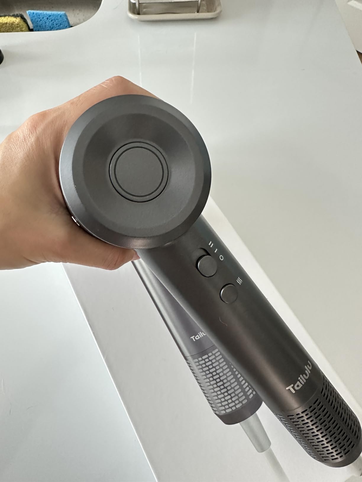 Hair Dryer, 160000 RPM High-Speed Ionic Blow Dryer Portable Professional Lightweight Hair Dryers with 200 Million Negative Ions, Fast-Drying, Quiet Hair Dryer with Nozzle for Travel, Home, Salon（HF03） - Customer Photo 4