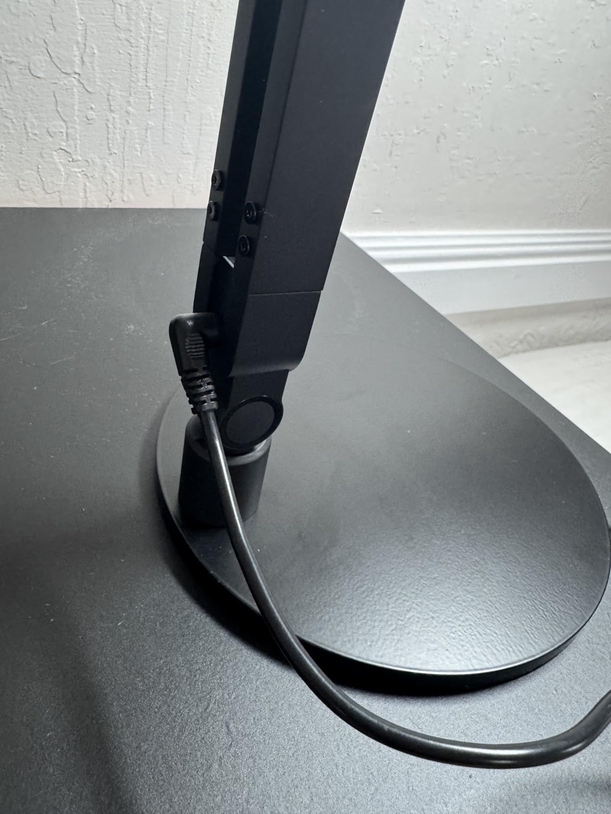 Premium LED Desk Lamp for Home Office – Eye-Caring Double Side Light with Knob Remote, Stepless Dimming & Color, Memory, Metal Table Lamp for Zoom, Studying, Video Conference, Flicker-Free, Glare-Free - Customer Photo 5