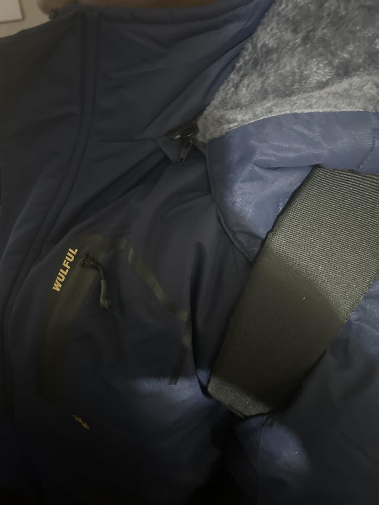 WULFUL Men's Ski Jackets Warm Winter Snow Windbreaker Resistant Snowboard Fleece Coat Mountain Waterproof Parka with Hood - Customer Photo 1