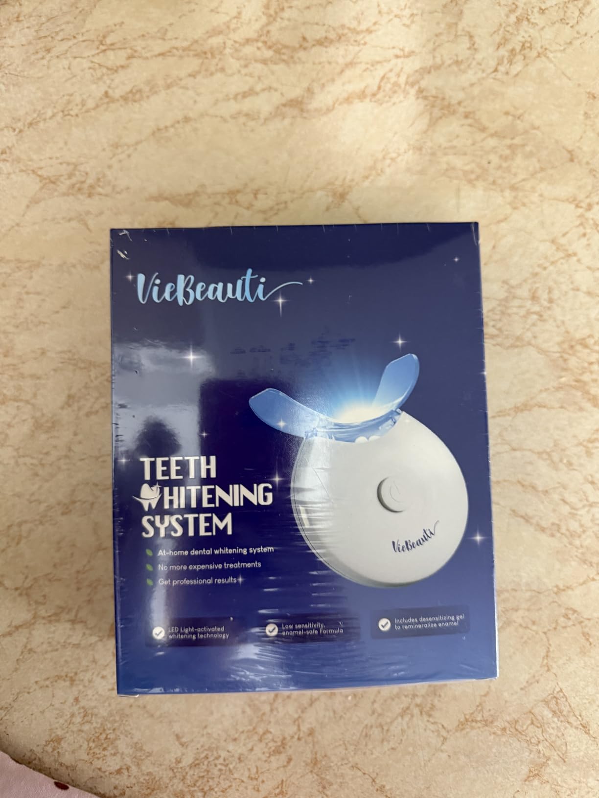 VieBeauti Teeth Whitening Kit with LED Light for Sensitive Teeth, 35% Carbamide Peroxide, Remineralizing Gel for Fast Results Mint - Customer Photo 1