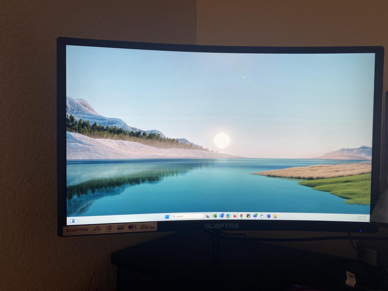 Sceptre New Curved 27-inch Gaming Monitor 100Hz 1080p R1500 98% sRGB HDMI x2 VGA Build-in Speakers, VESA Wall Mount Machine Black 2026 (C275W-1920RN Series) - Customer Photo 2