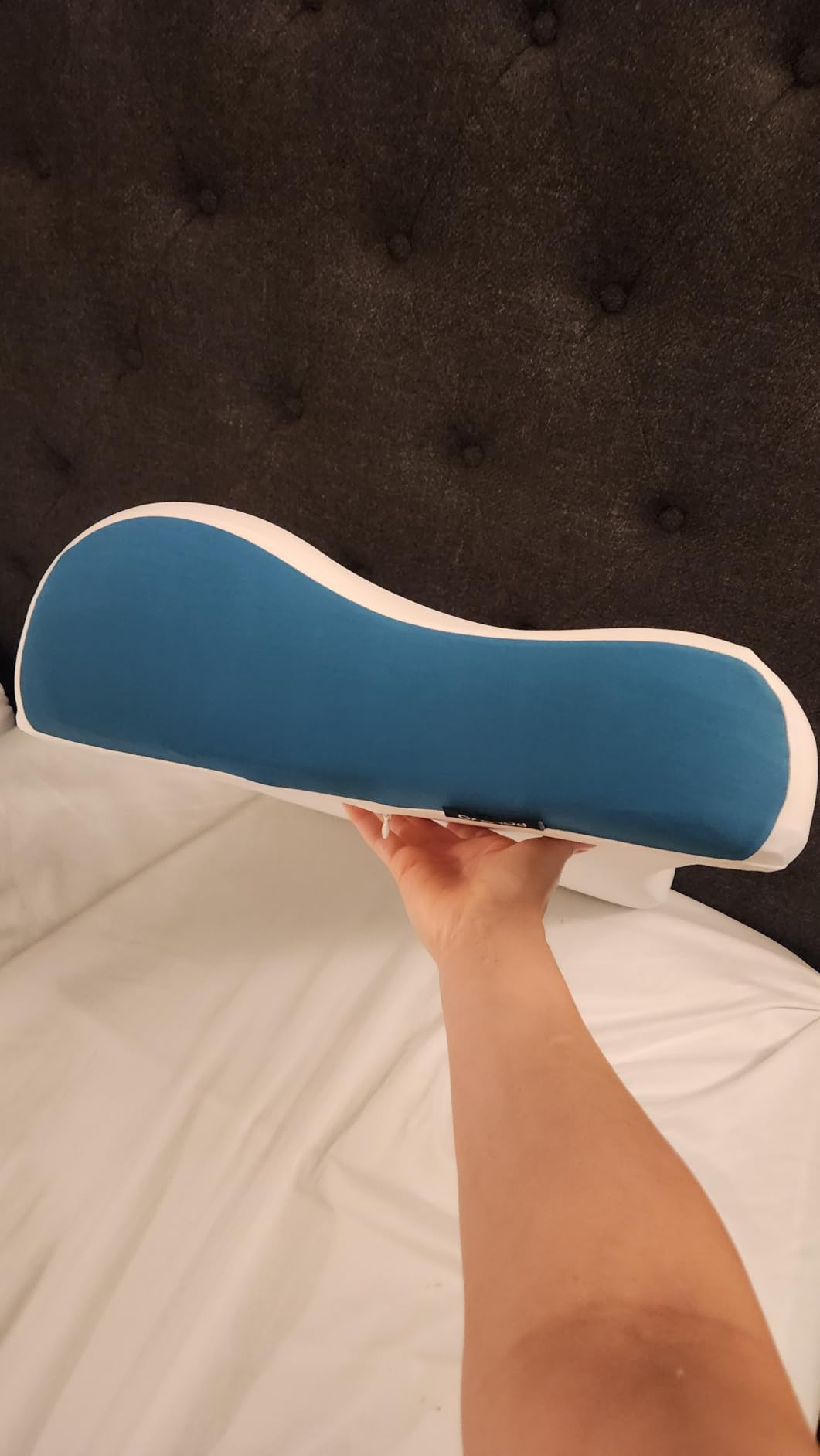 Cervical Neck Pillow, Contour Memory Foam Pillows for Neck Pain Relief, Ergonomic Pillow for Sleeping, Orthopedic Bed Pillow Neck Support Pillow for Side Back Stomach Sleepers with Cooling Pillowcase - Customer Photo 2