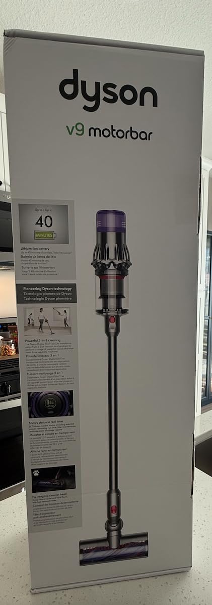 Dyson V9 Motorbar Cordless Vacuum, Cleans Hard Floors and Carpets, Detangles, Converts to Handheld, 100AW, 3 Power Modes, Up to 40 Minutes¹ - Customer Photo 1