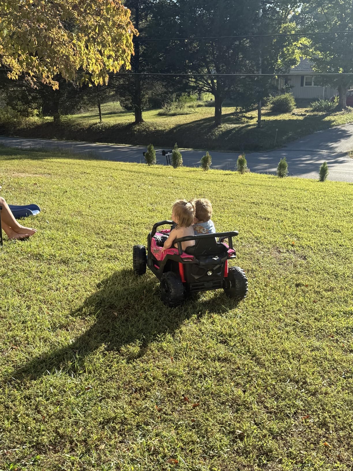 24V Kids Ride on Car with Remote Control, Electric Car for Kids, Ride on UTV for Boys Girls Music, Safety Belt, Safe Speed, 4WD, Soft Start, Shock Absorber (Blue, 24V) - Customer Photo 1